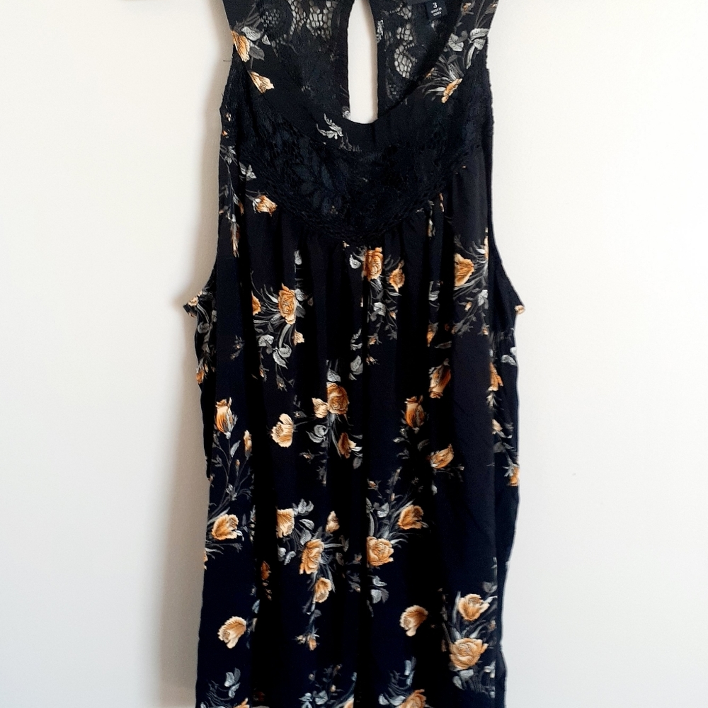 Torrid 3X Tank w/Crochet Lace Detail